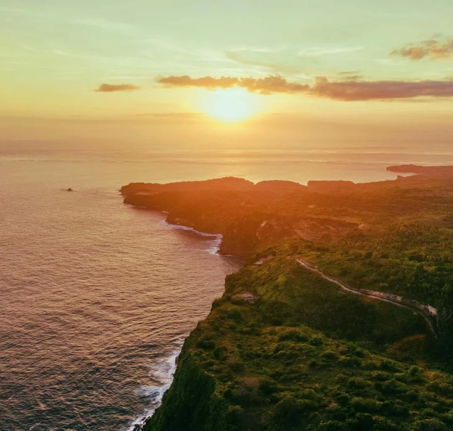 Nusa Penida: East to West — Sunset at Kelingking Gallery Image 5