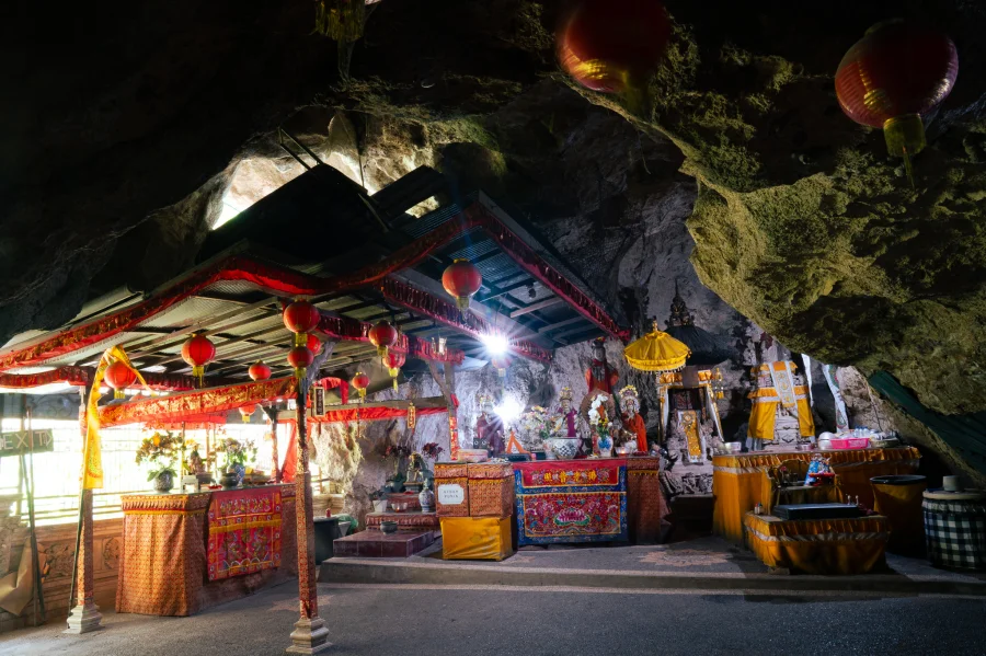 Nusa Penida: Sacred Temples and Spiritual Journey Tour Gallery Image 3