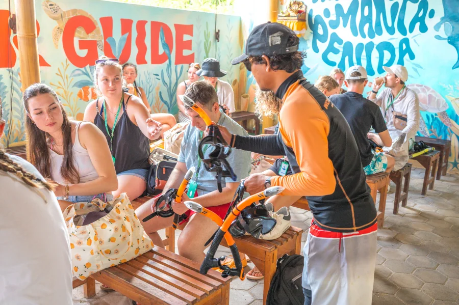 From Lembongan: 3 Spots Manta Bay & Private Land Tour Gallery Image 3